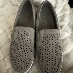 ‼️SOLD‼️Vionic Charcoal Leather Shoes